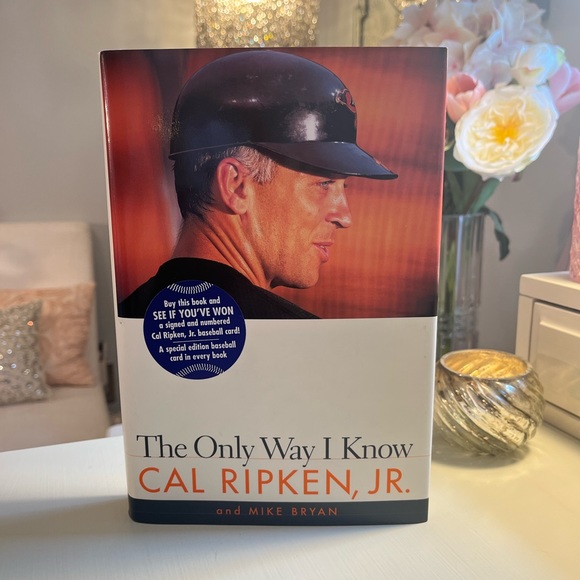 ⚾1997 Signed Cal Ripken Jr’s “The Only Way I Know”. I got to watch him sign it😊 - Picture 1 of 15